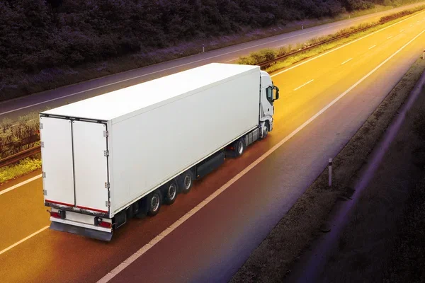 tms-система для вашого автопарку що працює кожен день на дорозівід soft4trans